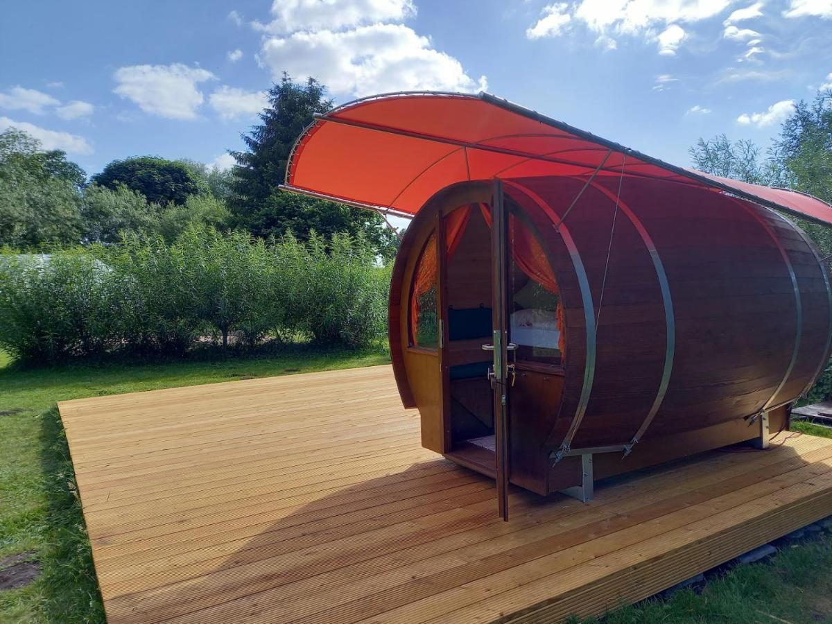 Wakenitz-Camp Hotel Groß Sarau Екстериор снимка