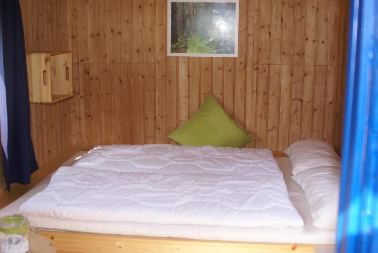 Wakenitz-Camp Hotel Groß Sarau Екстериор снимка